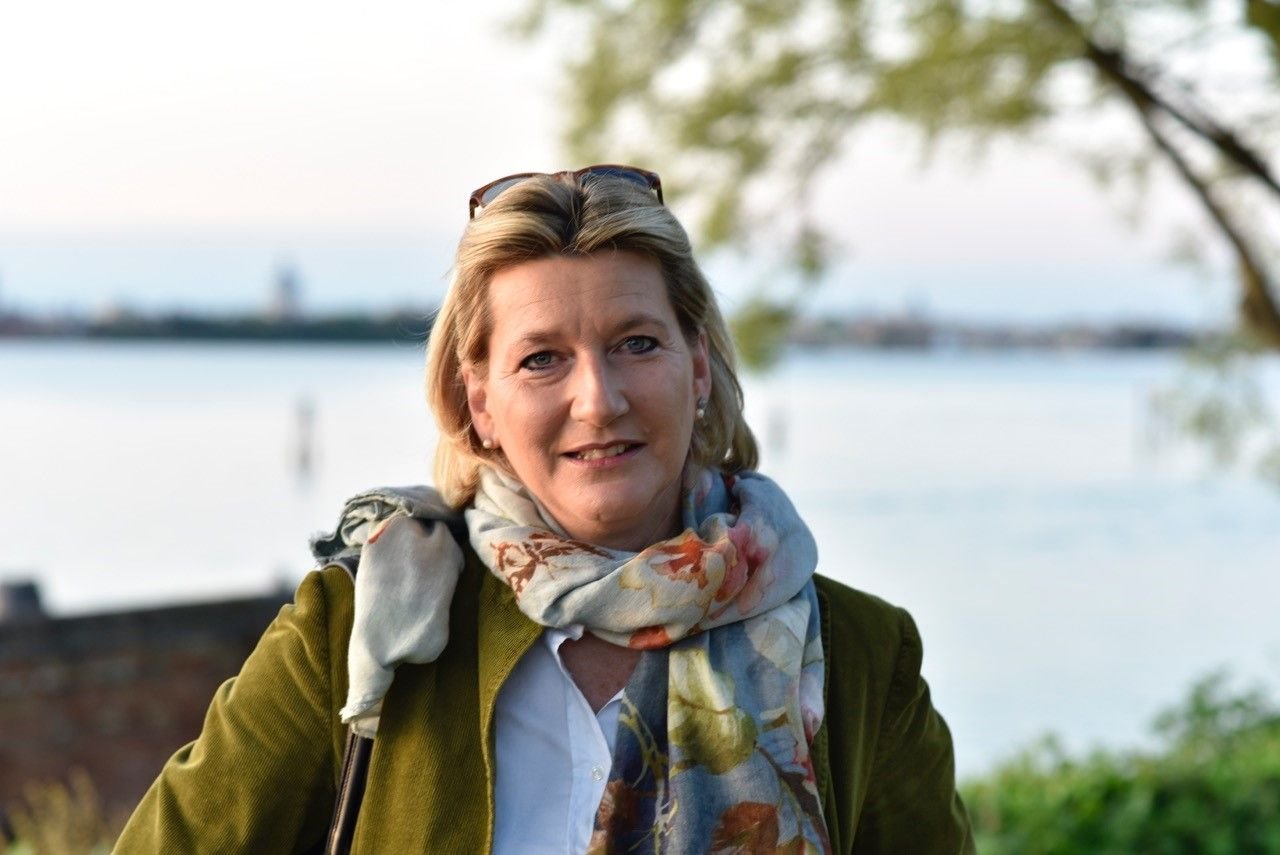 Annunziata Hoensbroech hat jetzt ein Buch geschrieben über die Zeit nach dem Unfall ihres Sohnes.