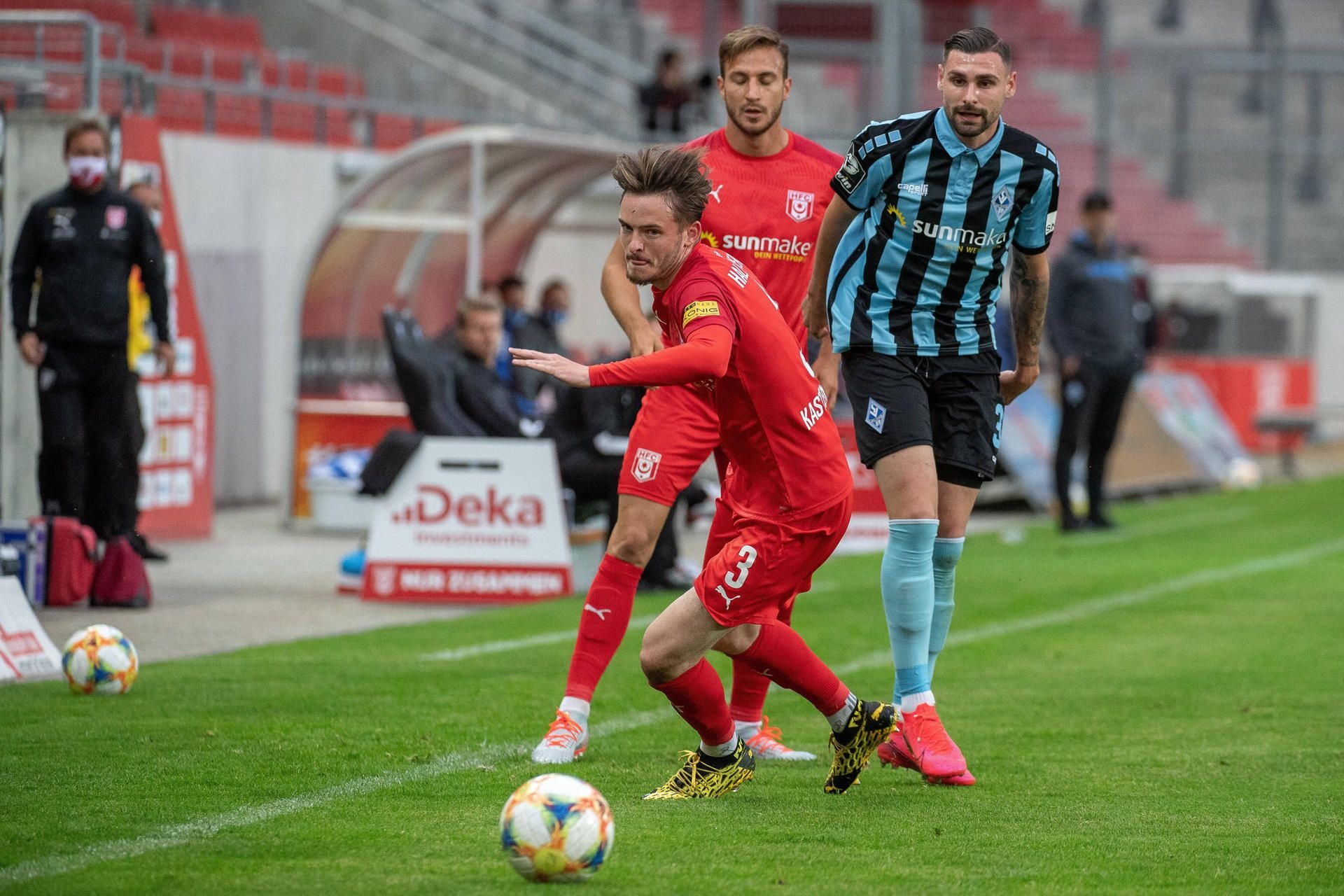 Niklas Kastenhofer (vorne) fällt mit einer Zerrung beim HFC aus.