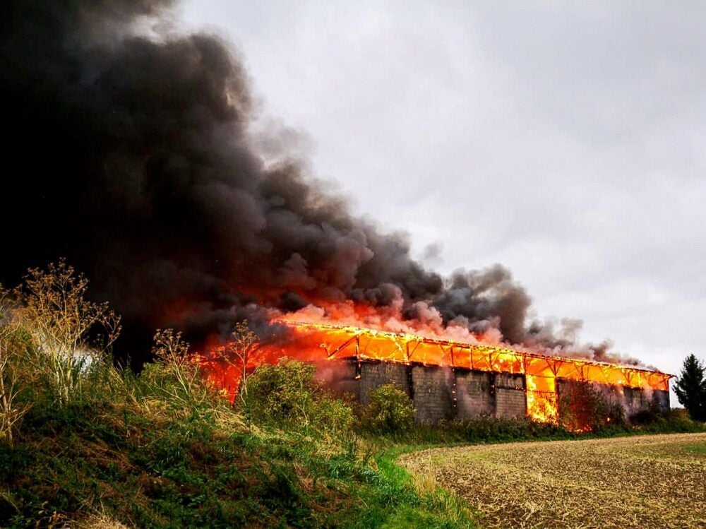 Lichterloh brannte am 19. August 2019 die Scheune.