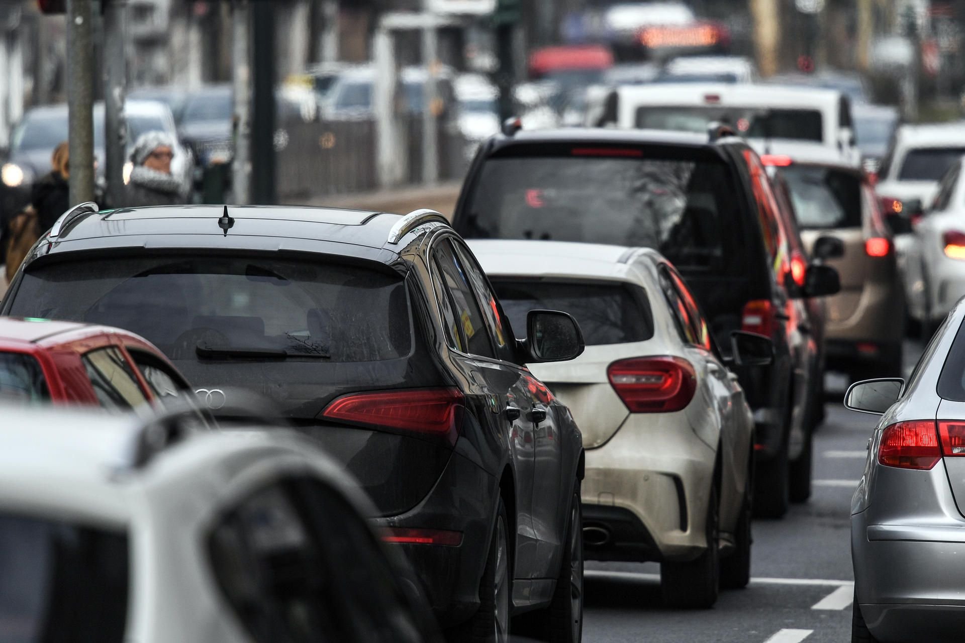 Das Bundesverwaltungsgericht in Leipzig verhandelt und entscheidet über mögliche Dieselfahrverbote. (Symbolbild)