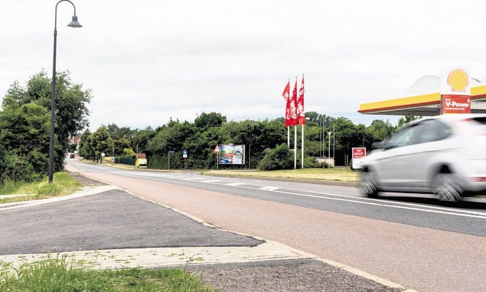 Die Merseburger Landstraße in Bad Lauchstädt wird nun doch saniert.