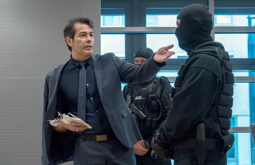 Adrian Ursache beim Prozessauftakt im Landgericht Halle