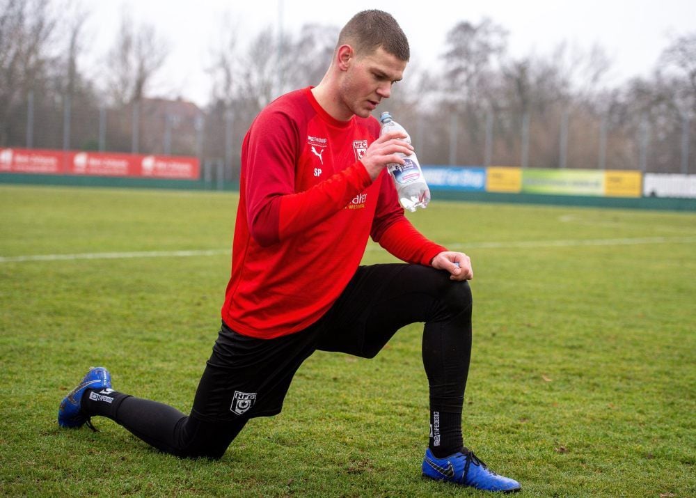 Anthony Syhre in rot-weiß. Damit aus diesem Bild ein Dauerzustand wird, muss der 24-Jährige im Probetraining überzeugen.
