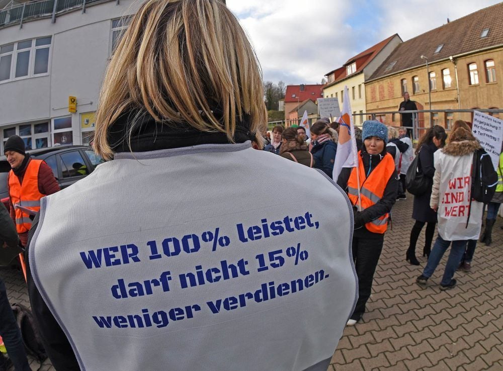Warnstreik der Ameos-Mitarbeiter in Aschersleben.