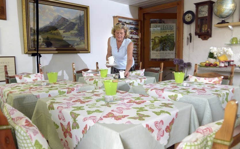 Gabriele Heenemann betreut in Aken wieder Gäste.