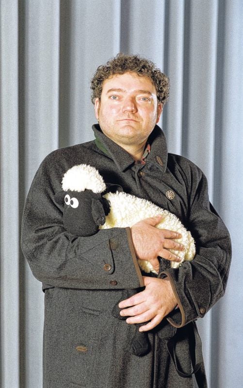 Wiglaf Droste und Shaun, das schwarze Schaf.