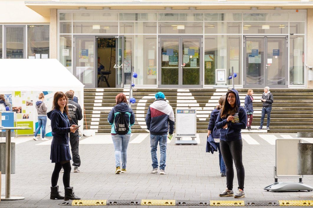 Ab dem Wintersemester 2018 gibt es an der Hochschule Merseburg ein verpflichtendes Semesterticket für alle Studierenden.