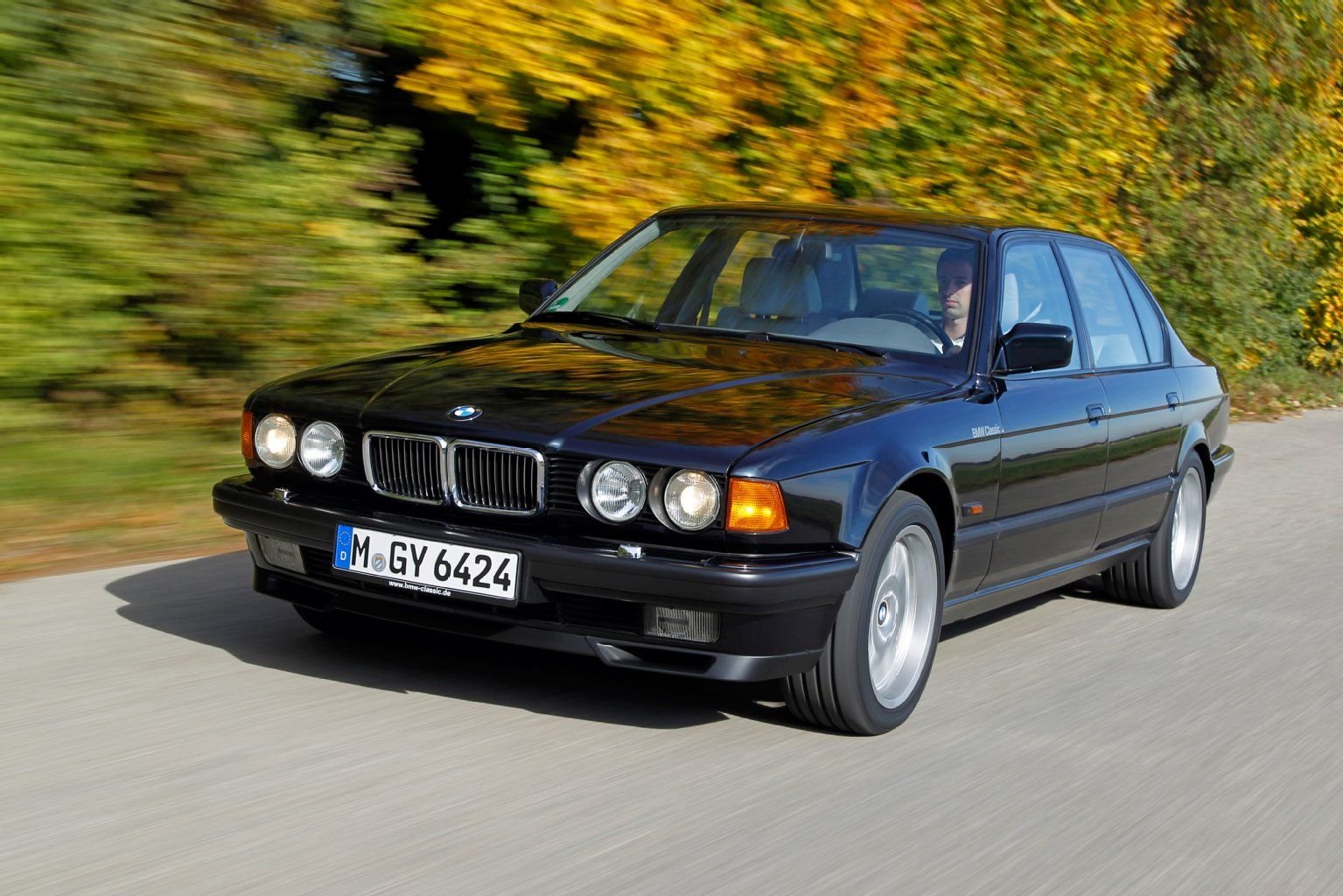 Bekommt in diesem Jahr theoretisch erstmals ein H-Kennzeichen: der BMW 7er E32.