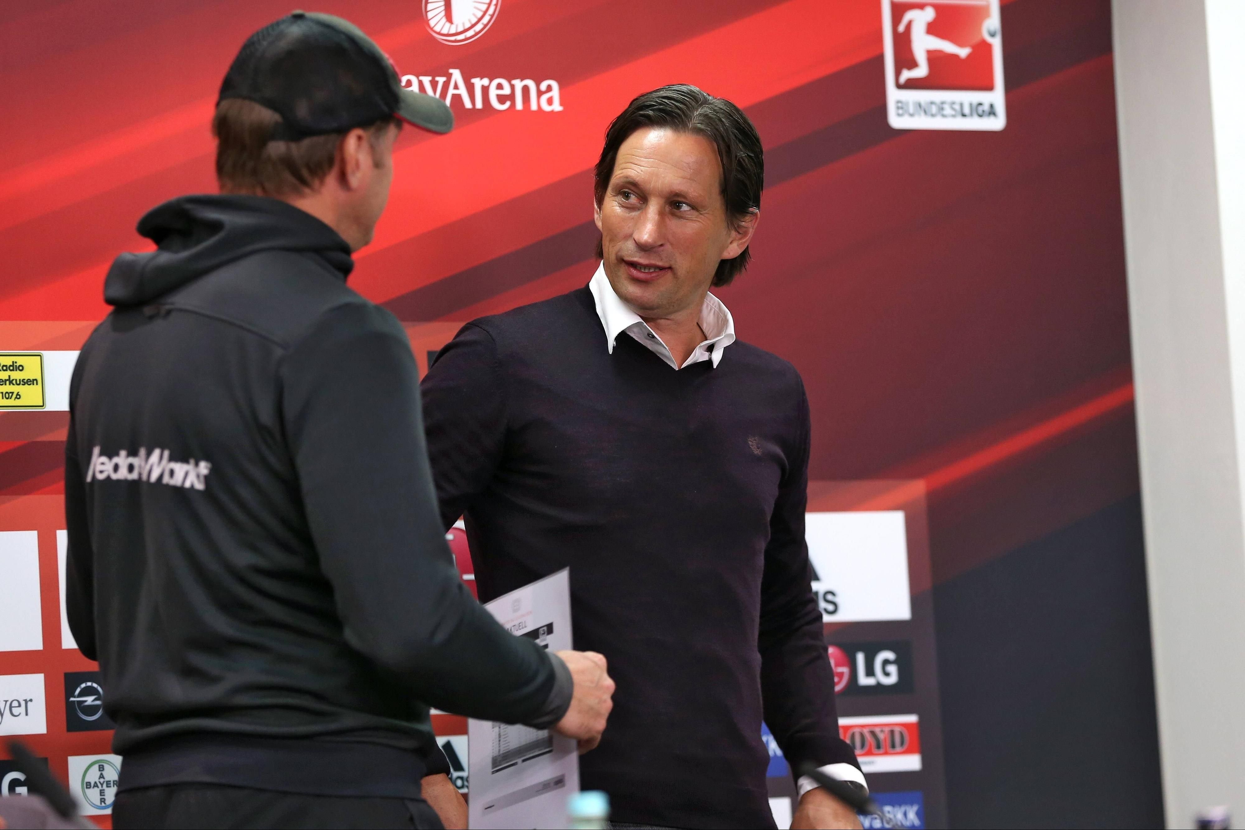 Roger Schmidt und Ralph Hasenhüttl kennen sich. Vergangene Saison trafen sich bereits aufeinander.