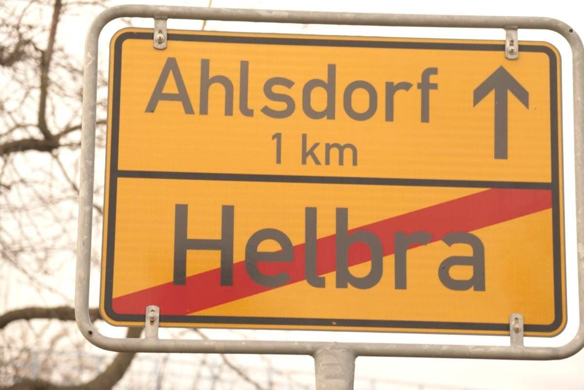 Die Polizei prüft derzeit mögliche Zusammenhänge zwischen dem aktuellen Raubüberfall bei Helbra und einem früheren Zwischenfall.