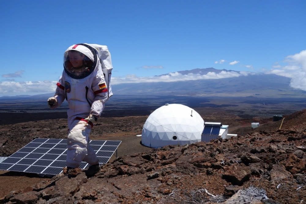 Die Station, in der Christiane Heinicke mit ihren Kollegen lebte, liegt am Fuße eines Schildvulkans auf Hawaii. Solche Gegenden gibt es auch auf dem Mars.