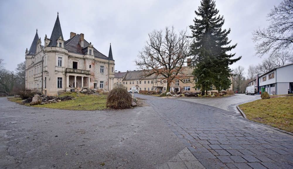 Das alte Schloss in Burgkemnitz wird zurzeit aufwändig saniert.