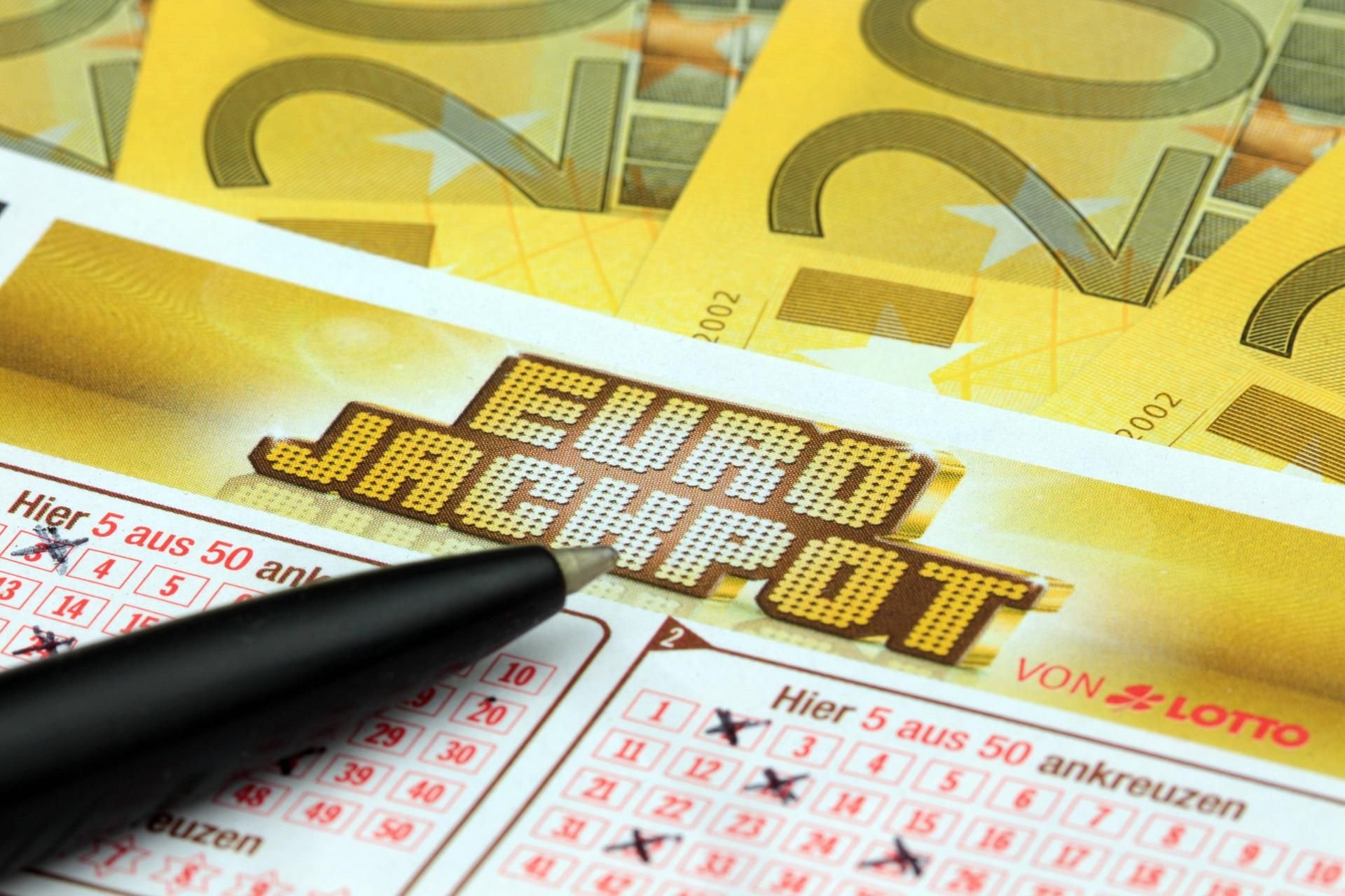 Jede Woche spielen Eurojackpot-Spieler aus ganz Europa um den großen Gewinn. Alle Infos zur Ziehung am Freitag, den 12.10.2018, finden Sie hier.