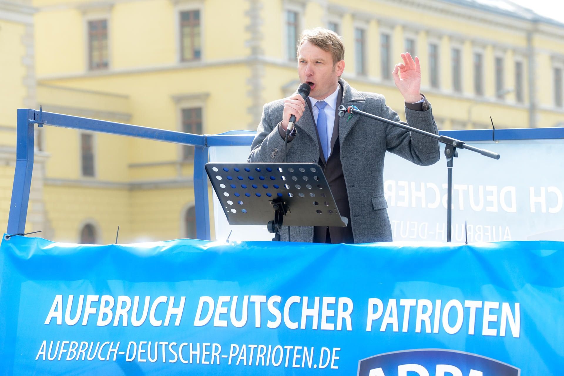 Andre Poggenburg bei einem Auftritt in Leipzig.