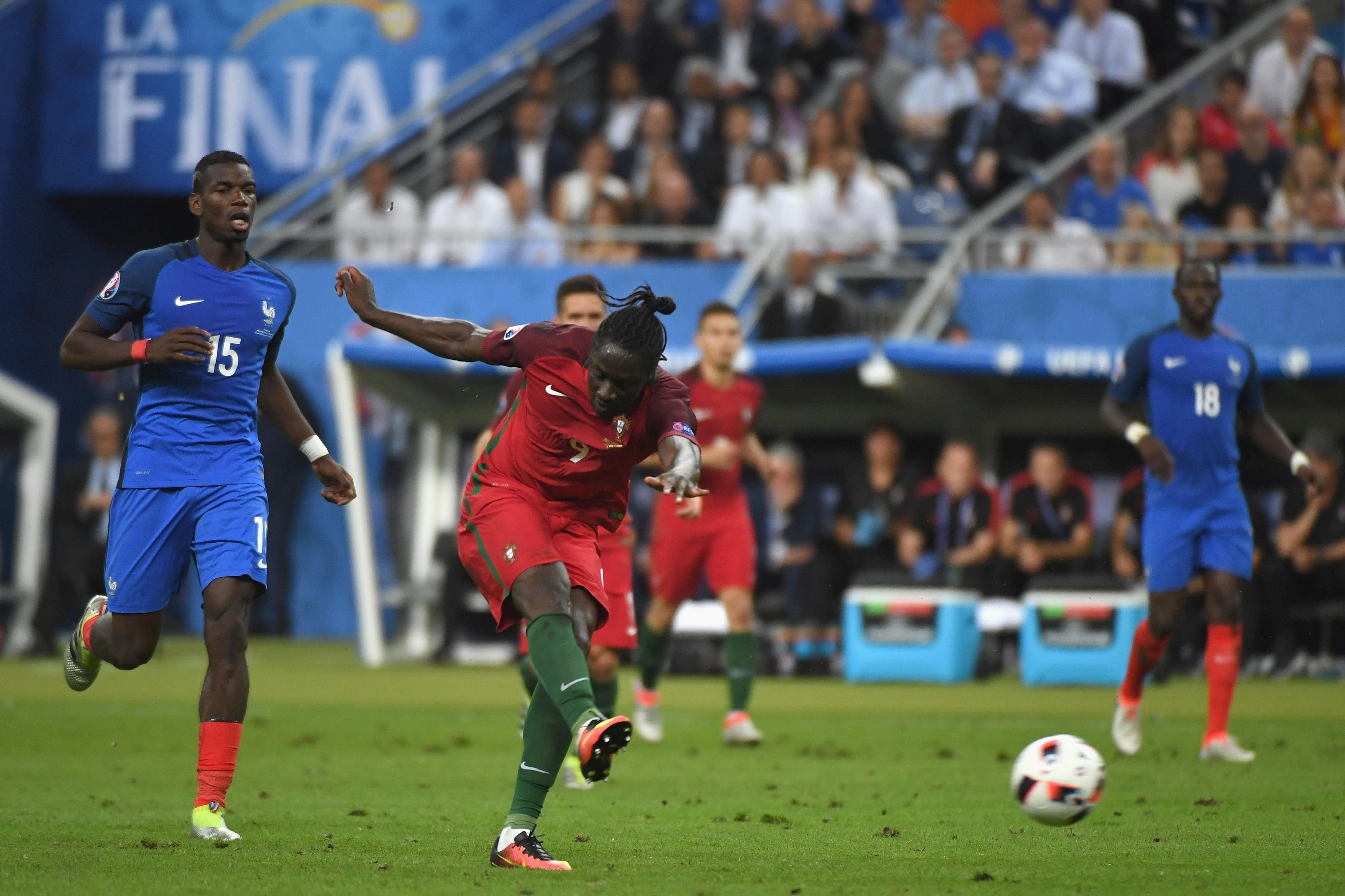 Schuss ins Glück: Eder schießt Portugal in der Nachspielzeit in Führung.