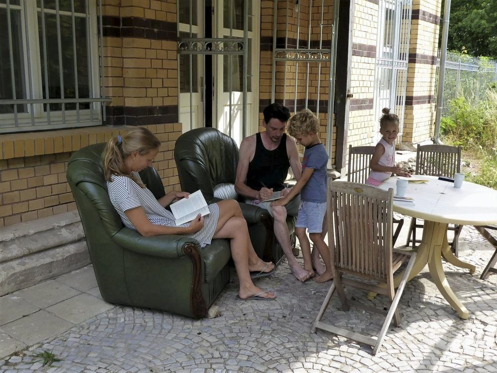 Die Familie Bakker macht hier Urlaub.