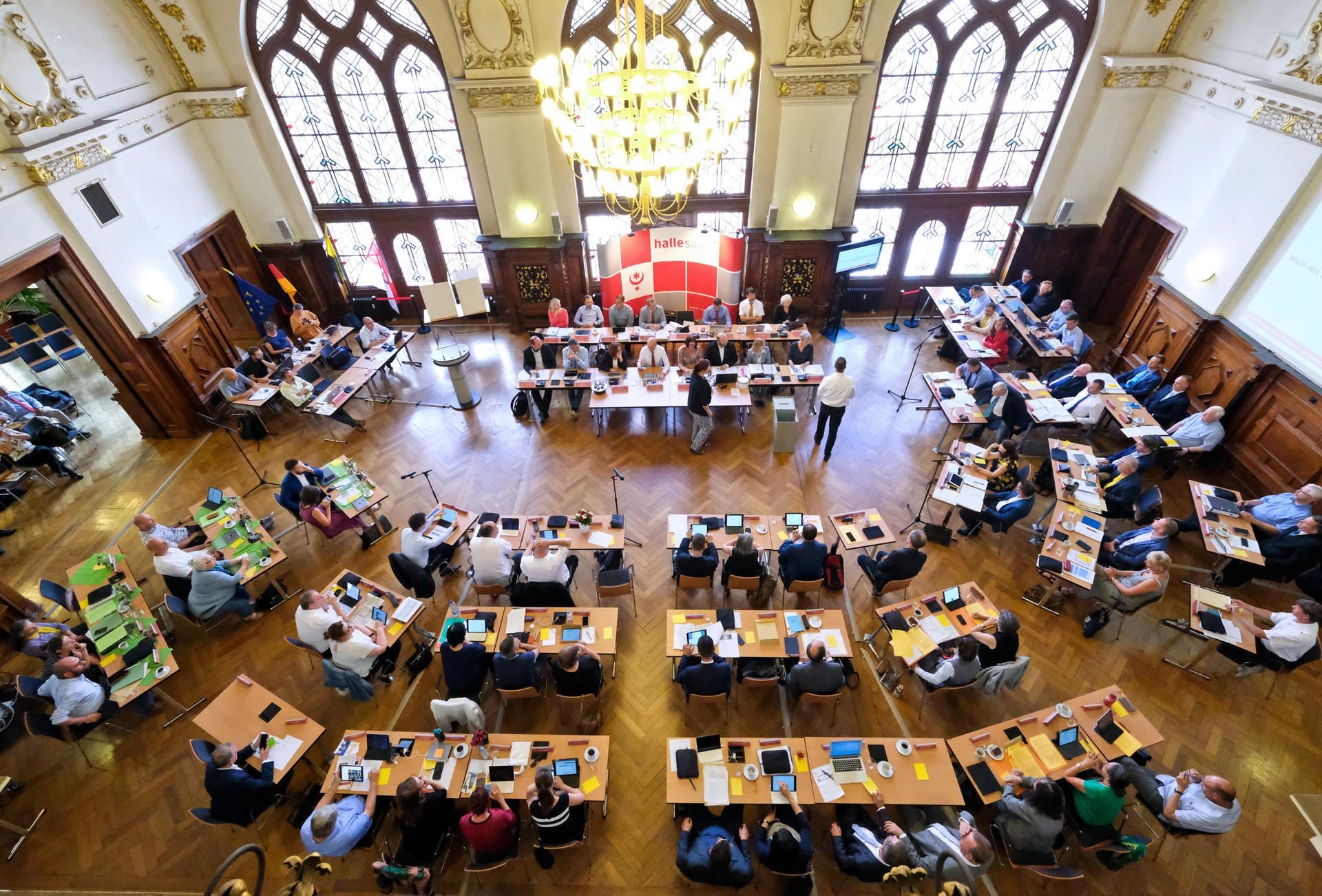 Blick in den Stadtrat von Halle