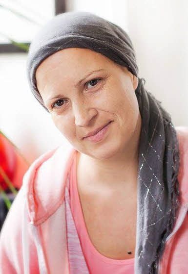 Die Dessauerin Antje Wunderlich hat den Kampf gegen den Krebs verloren.