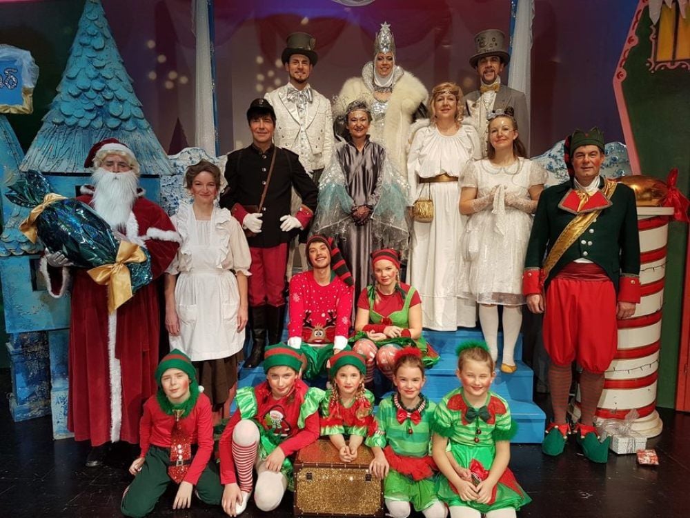 Das Ensemble von „Mona Lisa“ aus Bernburg hat den Besuchern zauberhafte Weihnachten beschert.