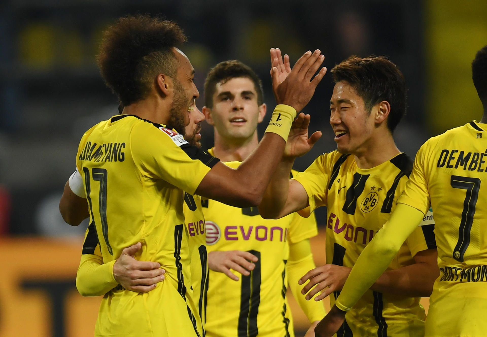 Pierre-Emerick Aubameyang (l.) und Borussia Dortmund treffen im Champions-League-Viertelfinale auf den AS Monaco.