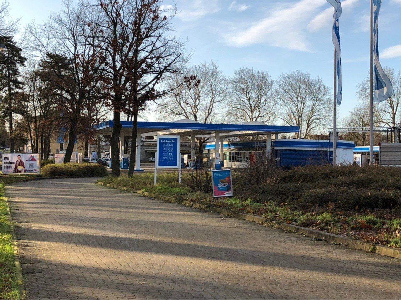 Die Aral-Tankstelle im Dessauer Süden