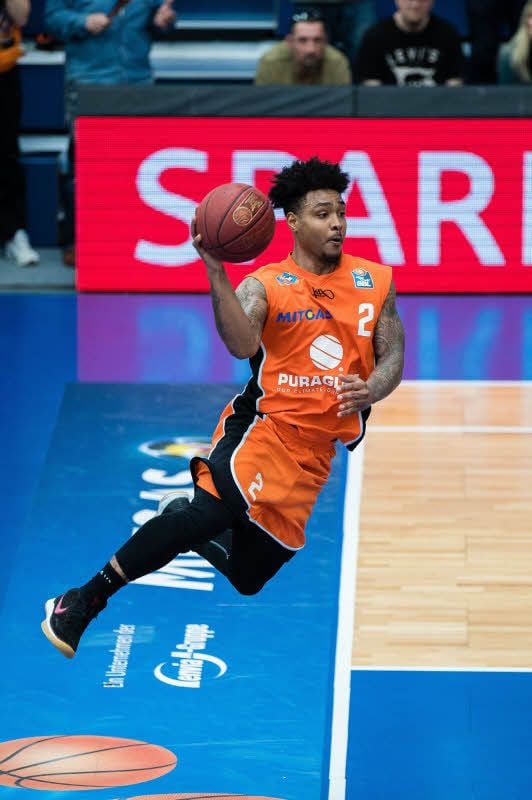 Der US-Amerikaner Lamont Jones war mit 20 Punkten bester Werfer des MBC in Jena.