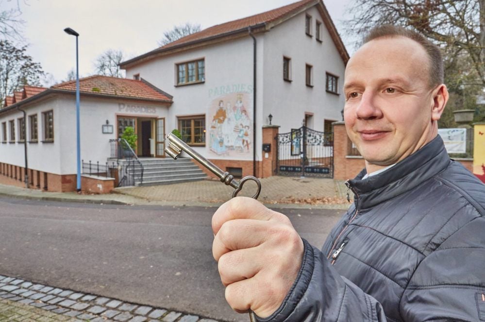 Thomas Gruschka, Geschäftsführer der Bernburger Freizeit GmbH, hat einen neuen Pächter für das „Paradies“: Sarbjit Singh Saroya, Wirt der Könneraner Georgsburg, wird ab 1. März 2020 das Ausflugslokal betreiben.