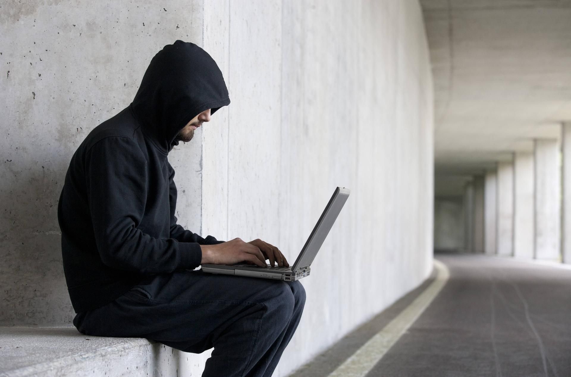 Betrüger versuchen durch gefälschte Finanzamt-Mails an Daten zu gelangen.