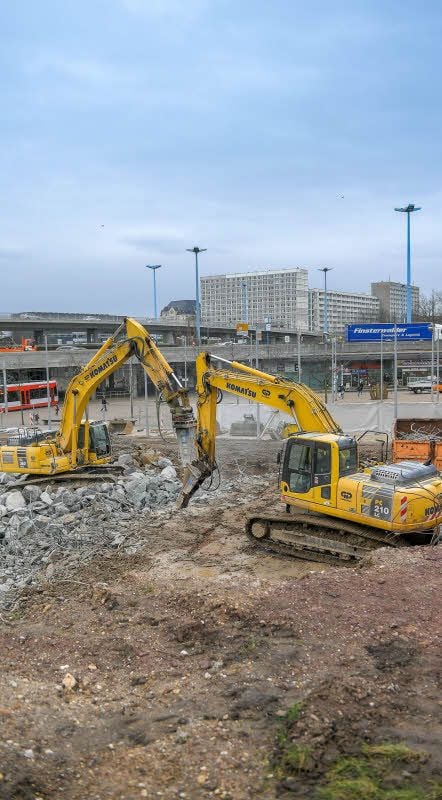 Am Riebeckplatz wird der Bau des neuen Wohn- und Geschäftshauses der HWG jetzt beginnen.