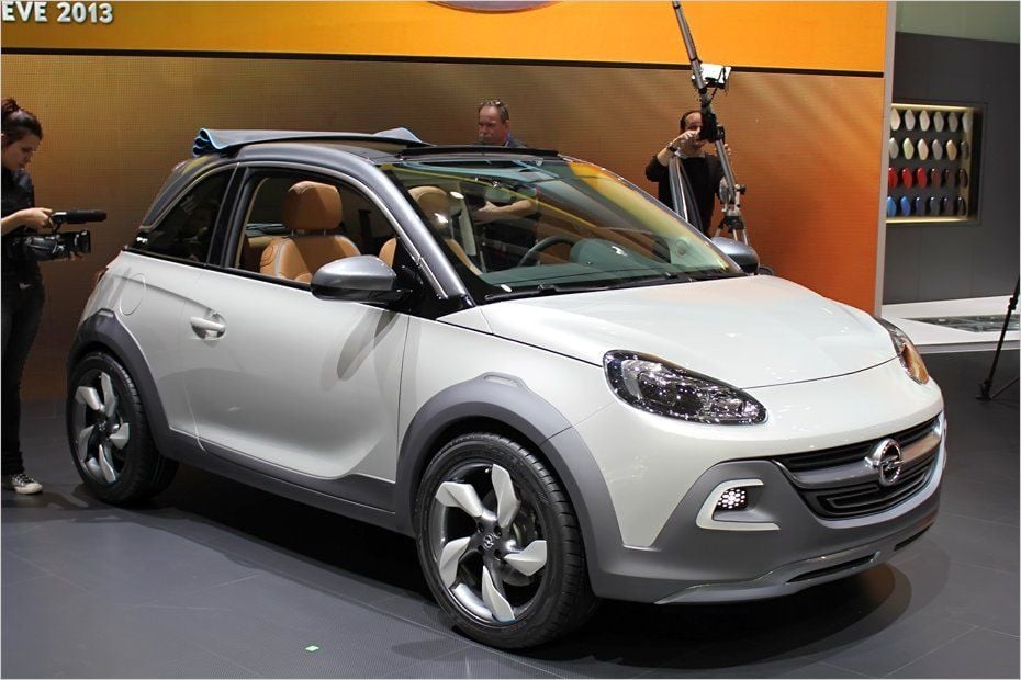 Der Opel Adam kommt als Studie Rocks hochbeiniger und mit Falt-Verdeck daher.