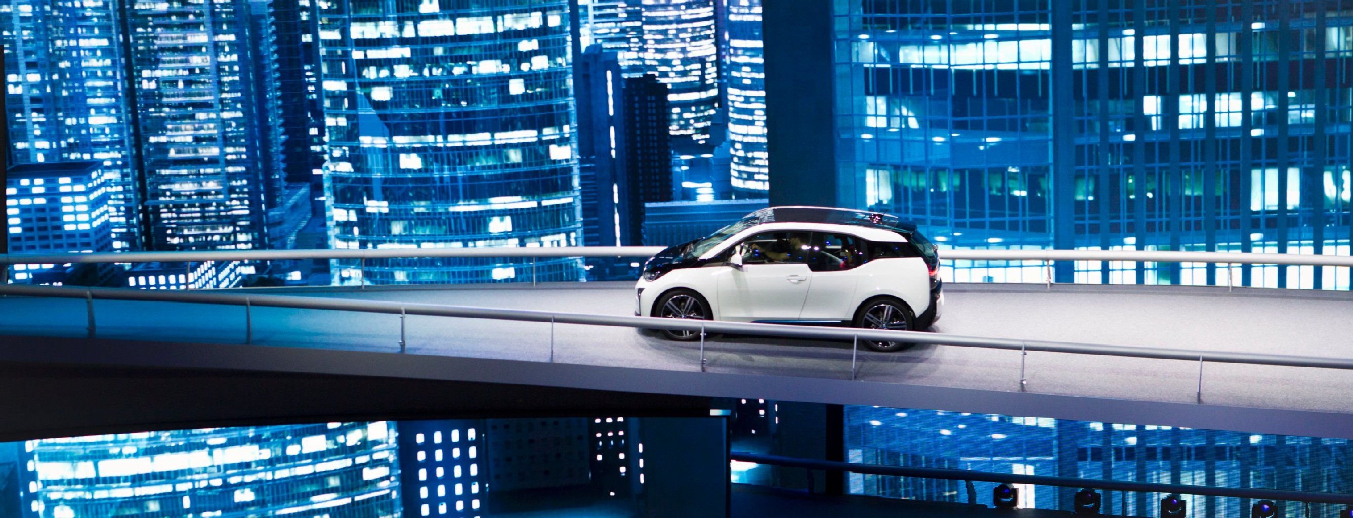 Ein elektrisch betriebener BMW i3 auf der IAA in Frankfurt am Main.