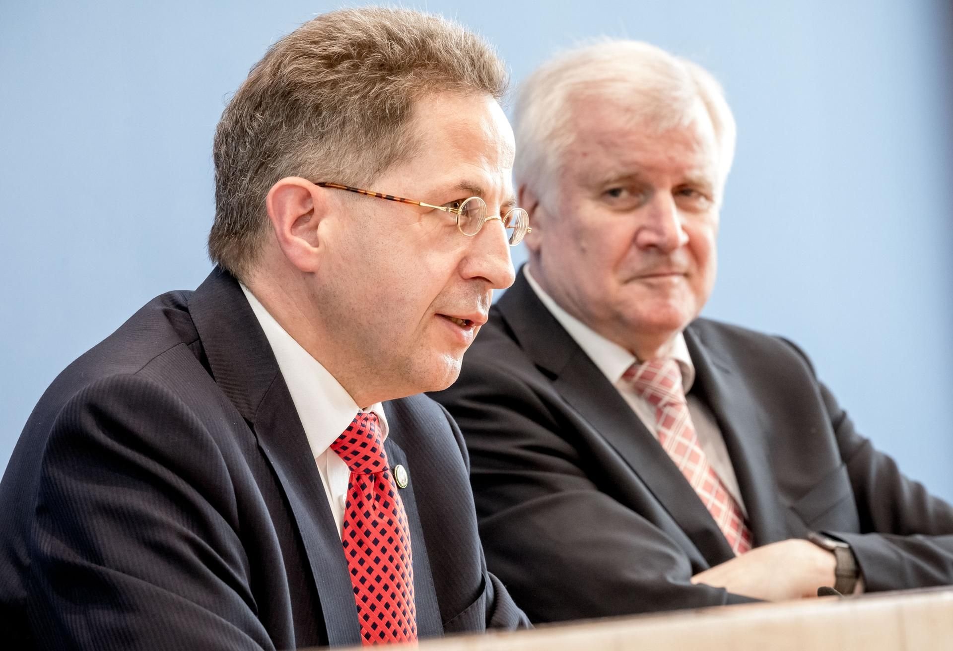 Innenminister Horst Seehofer (r.) und Hans-Georg Maaßen