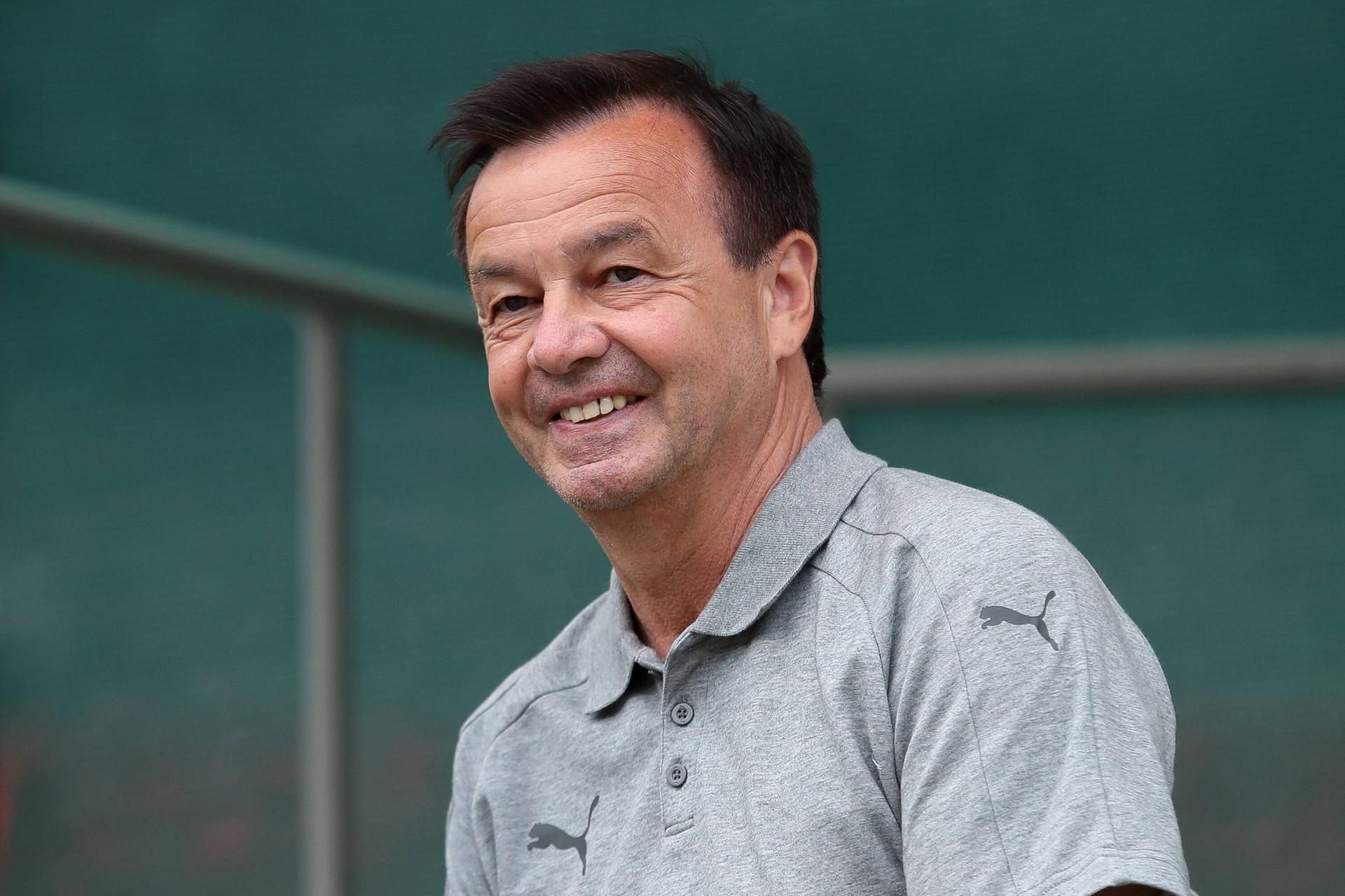 Otmar Schork, hier 2018 als Sportlicher Leiter beim Zweitligisten SV Sandhausen.