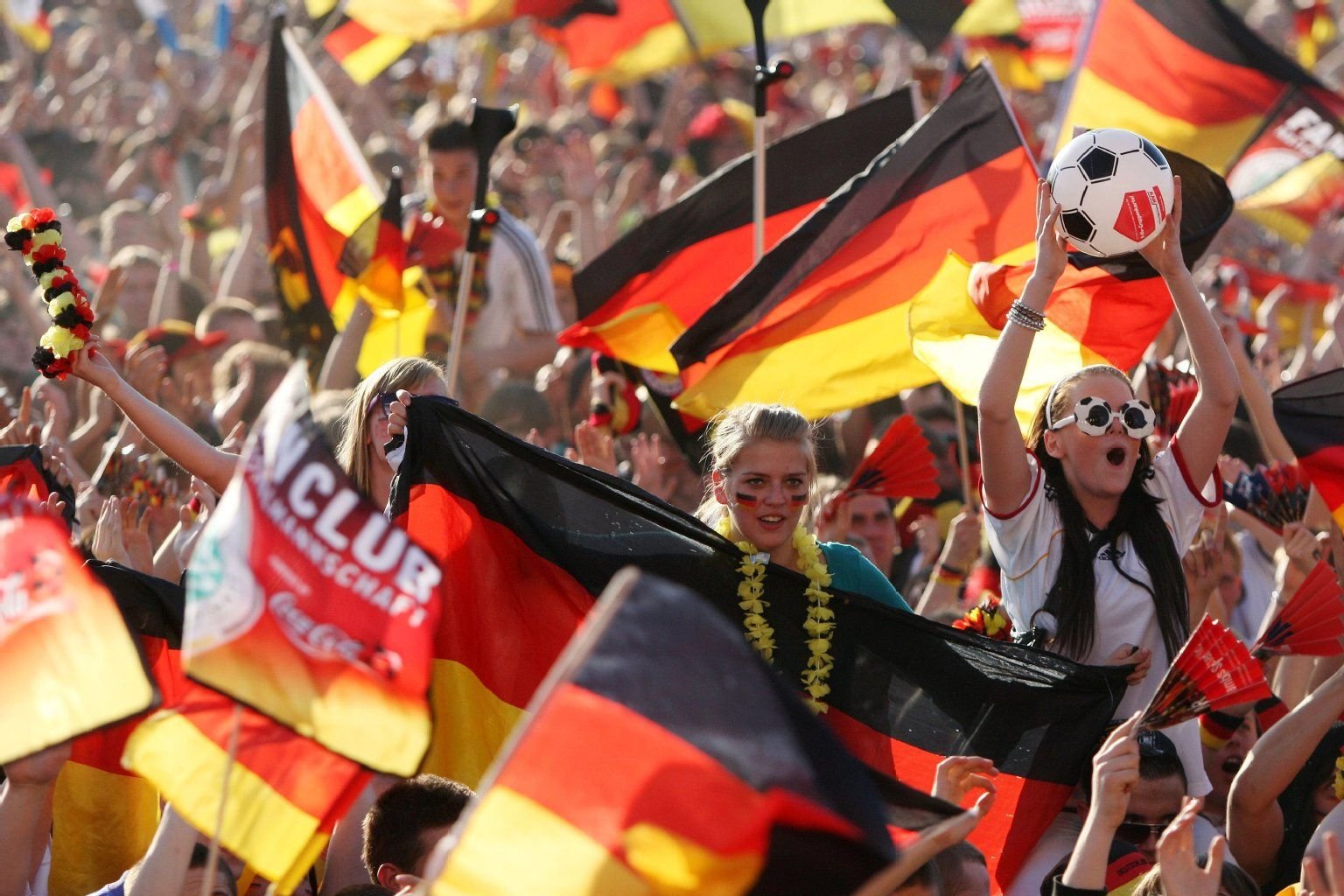 Statistiken zeigen, dass Fußball-Großereignisse oftmals mit einem Anstieg bei Herzinfarkten einhergehen.