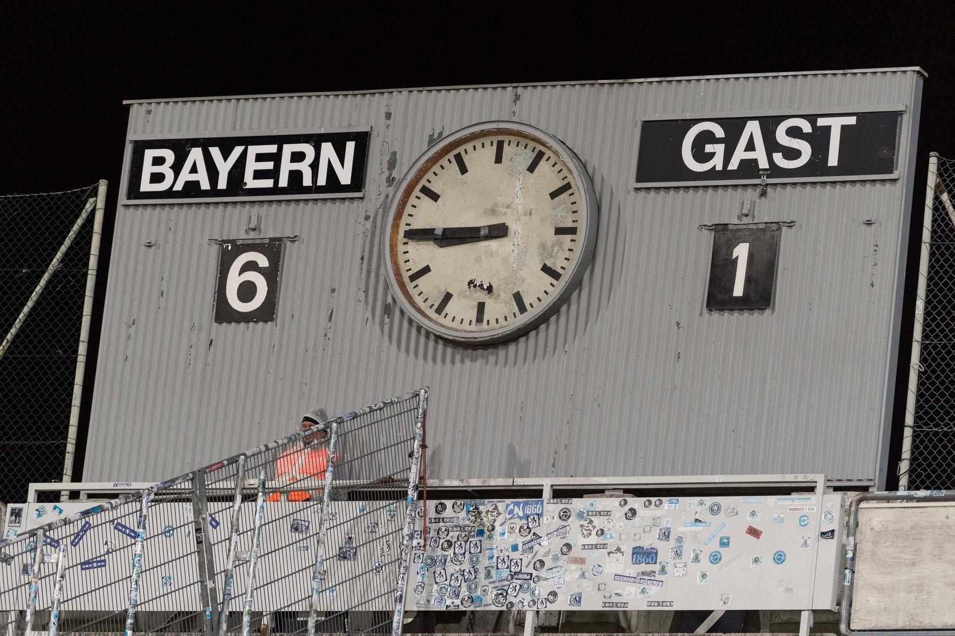 Die Zahlen lügen nicht: Mit 1:6 ging der HFC beim FC Bayern II unter.