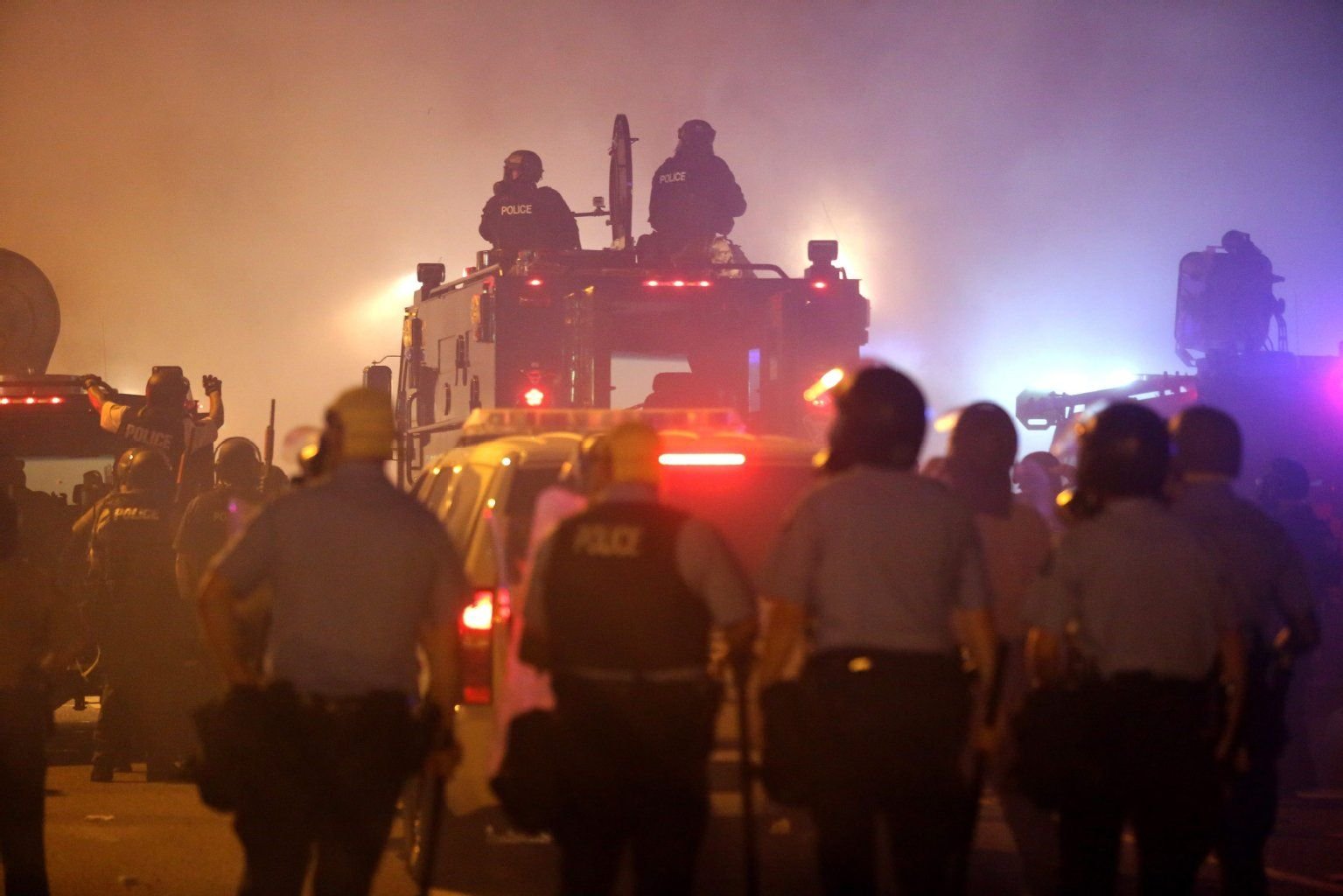 Nach dem Tod des Schwarzen Michael Brown gab es in der Nacht erneut Proteste in der US-Stadt Ferguson.