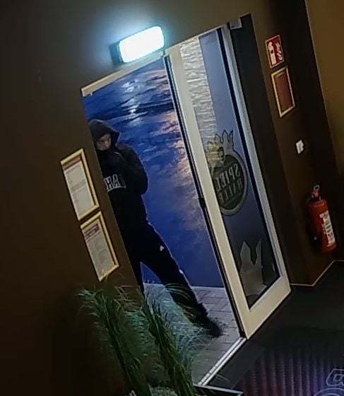 Dieser Mann hat am 17. November eine Spielothek in Wernigerode überfallen.