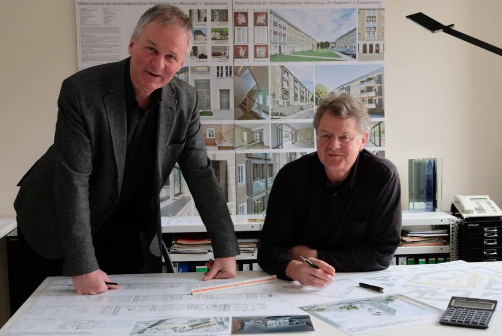 Matthias Dreßler und Hans-Otto Brambach (v. l.) wurden für die Planung des Königsviertels geehrt.