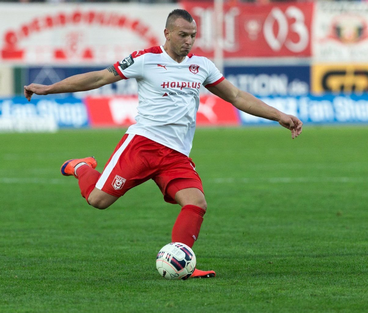 HFC Mittelfeldspieler Toni Lindenhahn