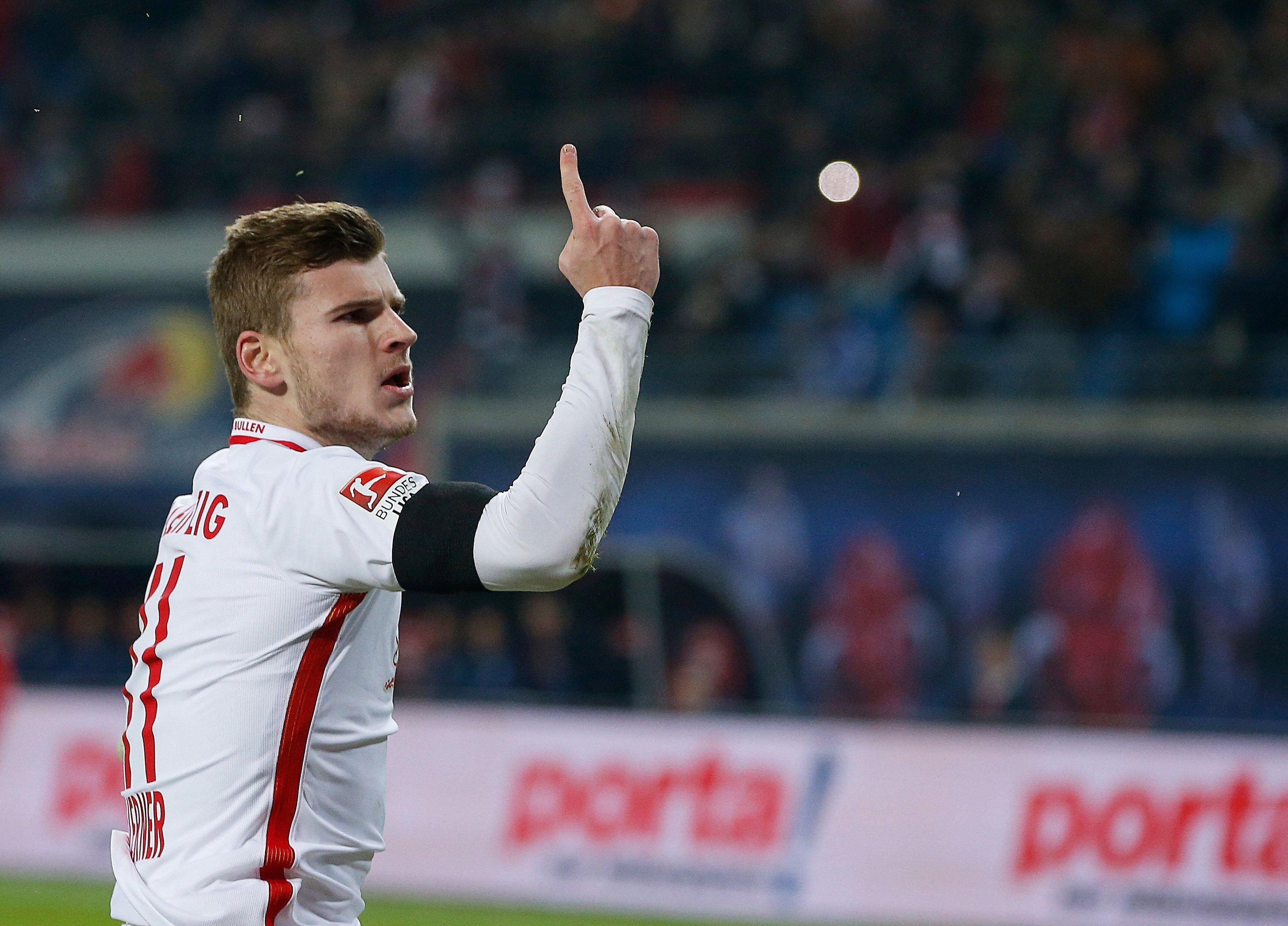 Timo Werner nach seinem umstrittenen Strafstoß.