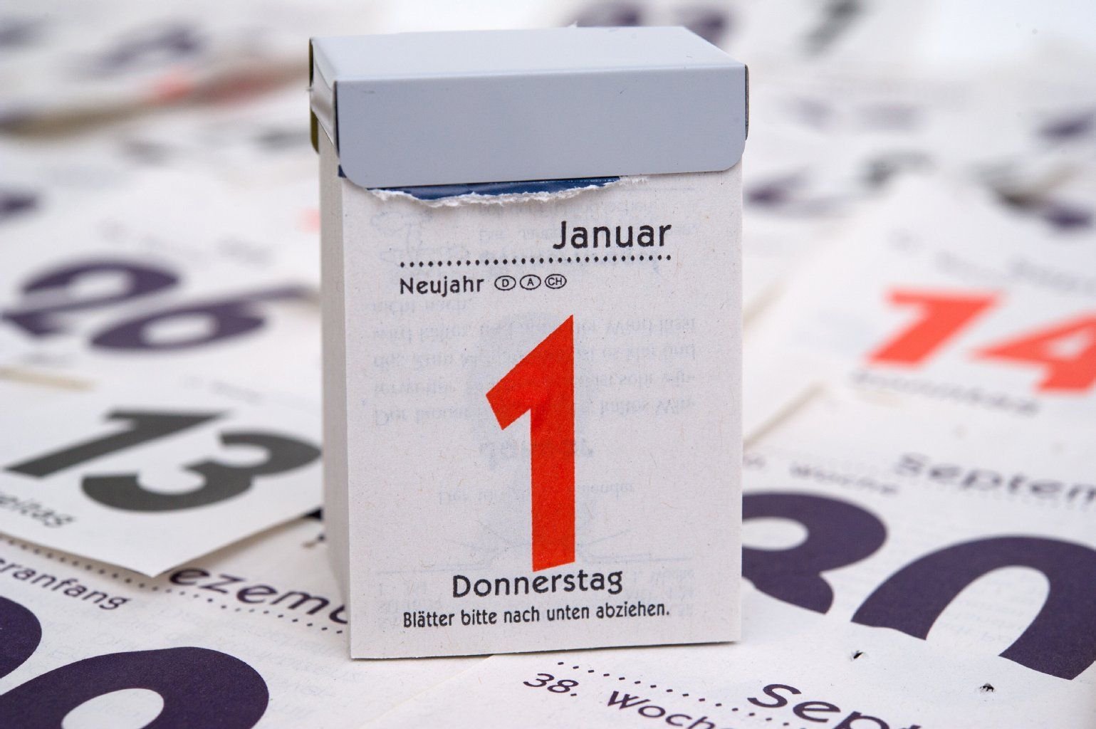 Stichtag 1. Januar 2015: Im nächsten Jahr kommen auf Steuerzahler, Versicherte, Sparer, Rentner, Minijobber und Pflegebedürftige einige Änderungen zu.