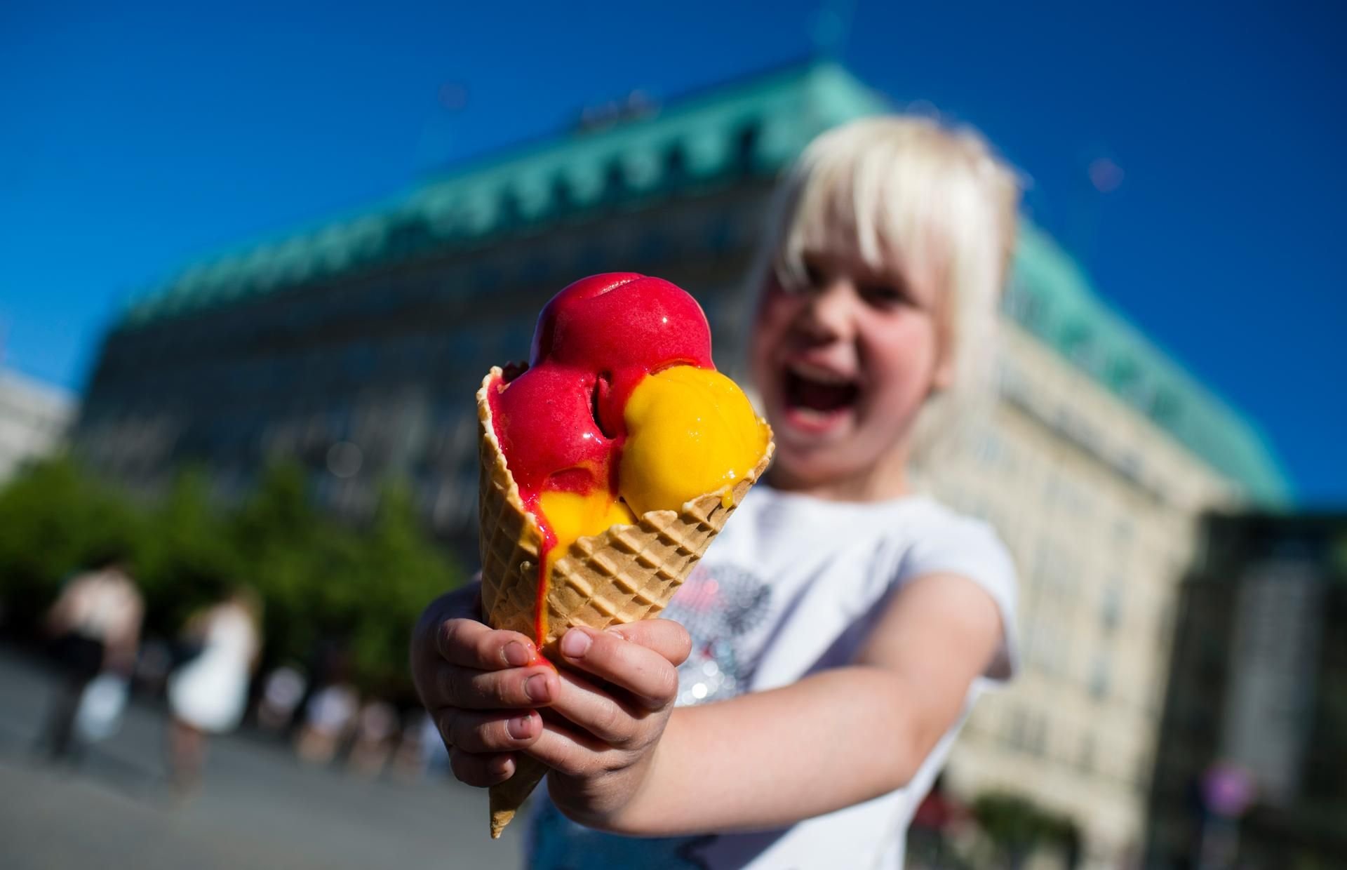 Jeden Tag ein riesiges Eis ist wohl der Sommer-Traum der meisten Kinder.