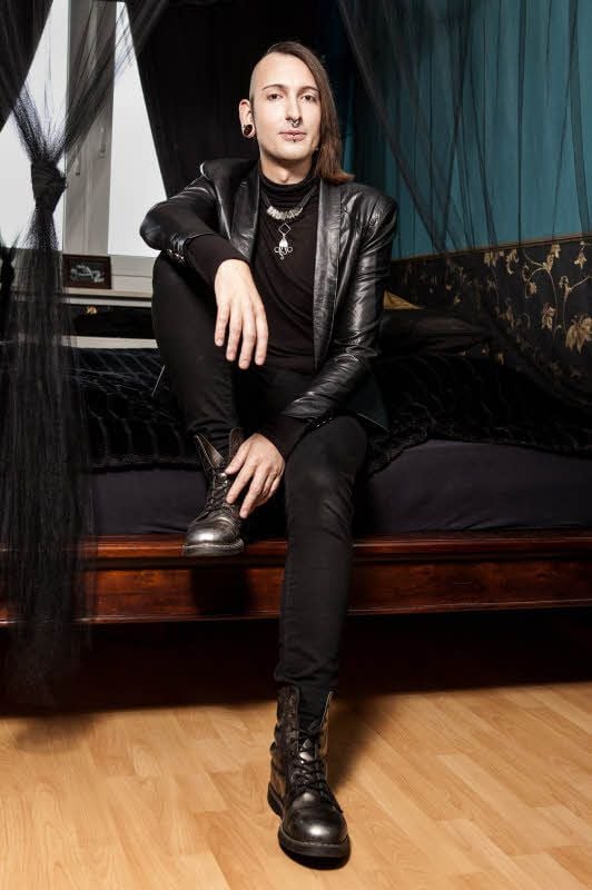 Unverwechselbar dank Gothic-Look: Fabian Kahl.