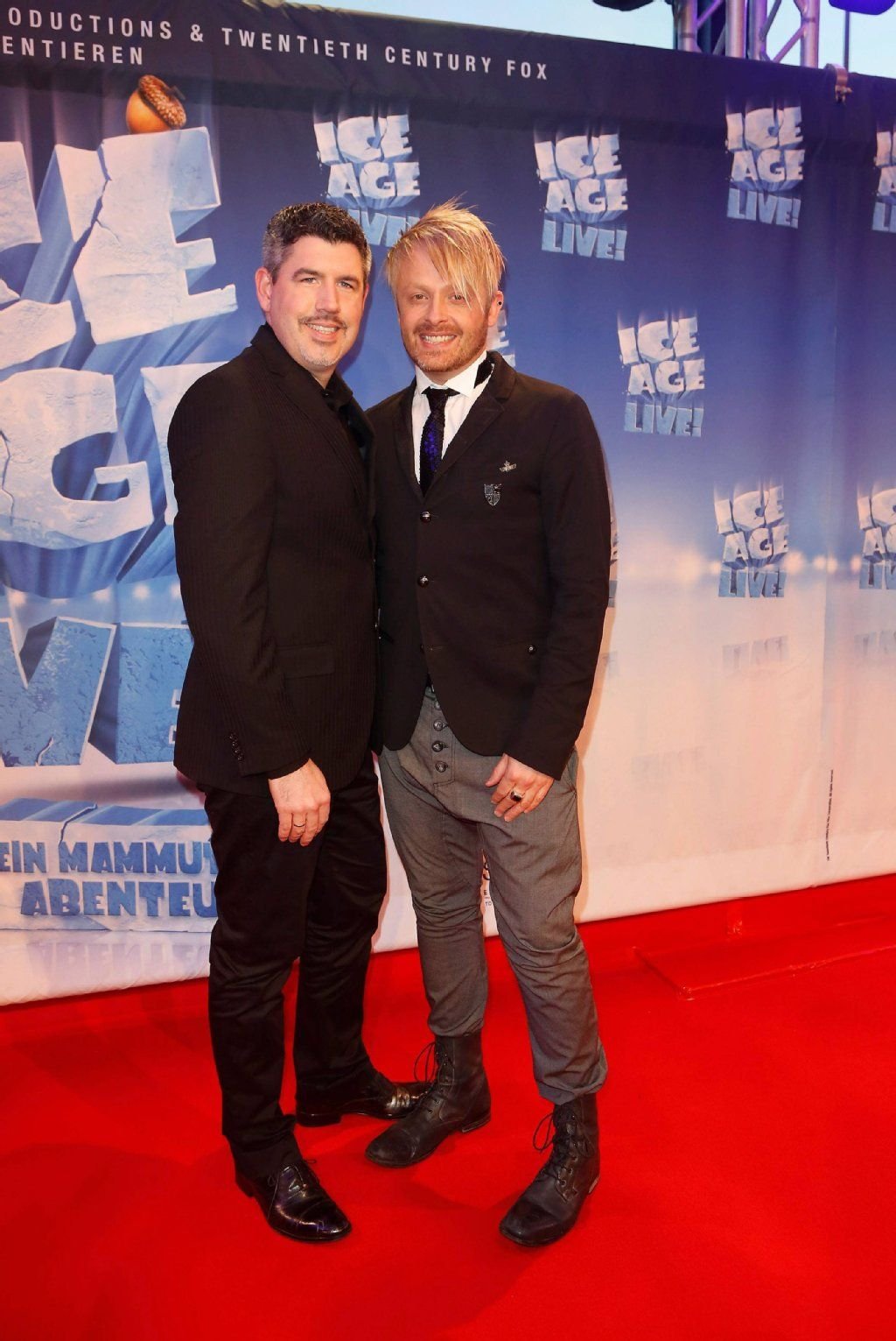Ex-Dschungelkönig Ross Antony (r.) und Ehemann Paul Reeves.