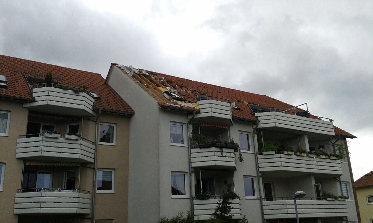 Beschädigte Häuser in Lieskau
