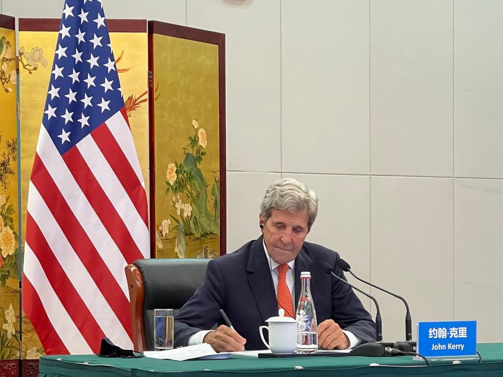 John Kerry, Sonderbeauftragter des US-Präsidenten für Klimafragen, ist nach China gereist.