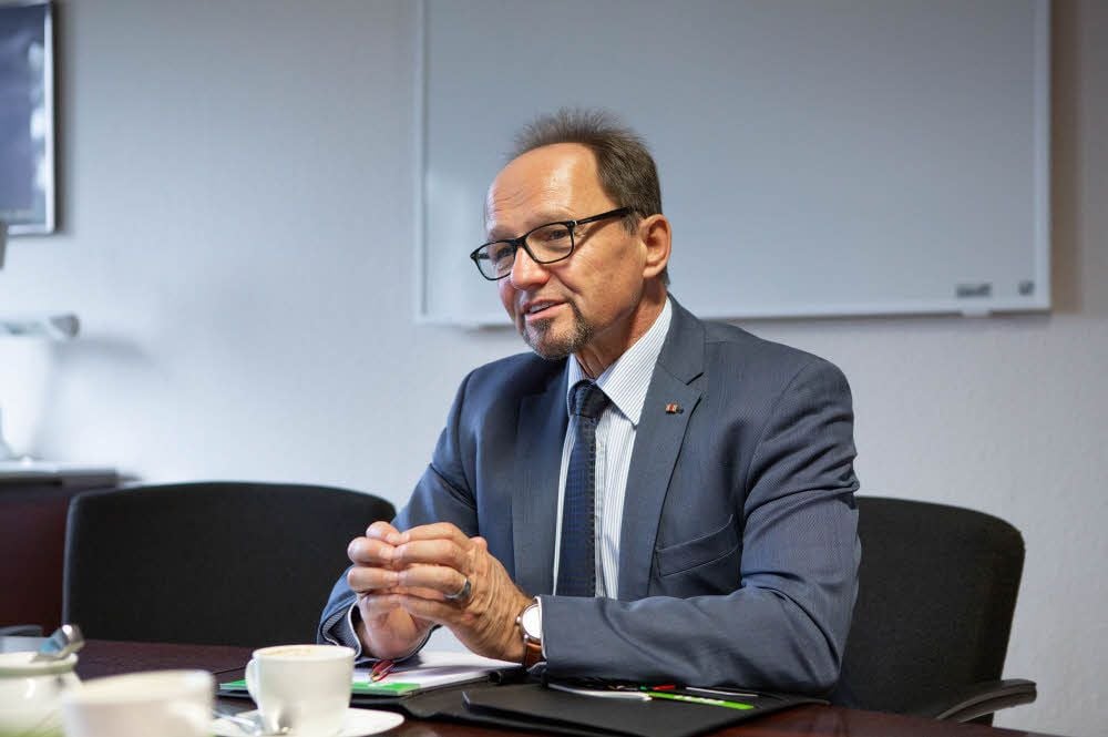 Arbeitsdirektor Heinz Junge geht Ende des Monats in Rente.