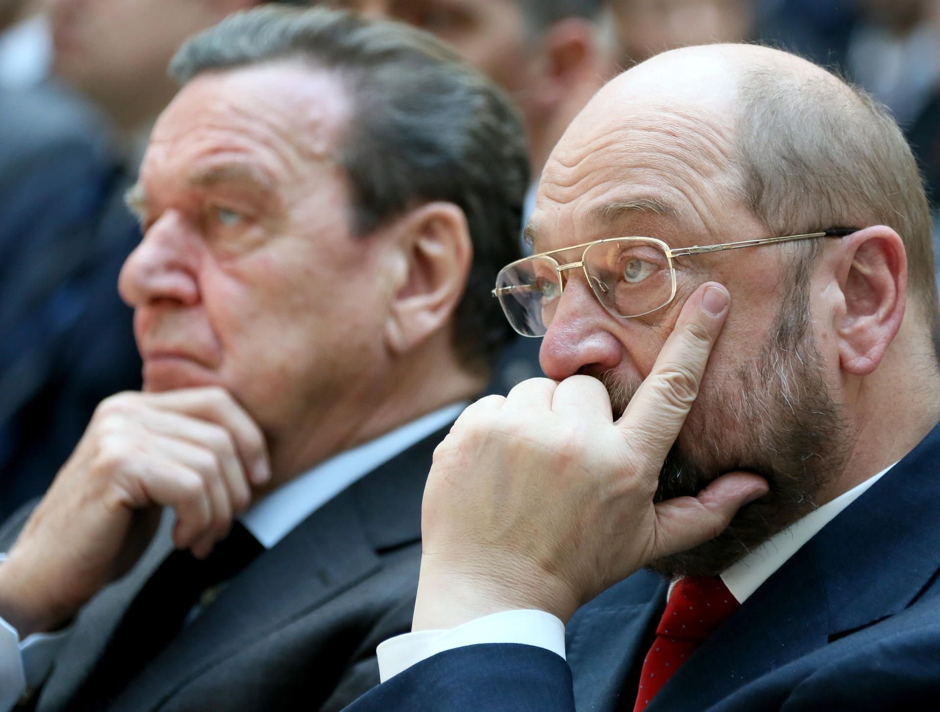 Gerhard Schröder (links) und SPD-Parteivorsitzender Martin Schulz.
