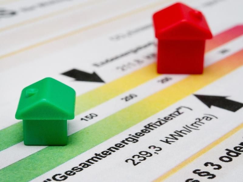 Seit dem 1. Mai 2014 ist ein Energieausweis für Immobilien Pflicht. Nötig ist er vor allem bei einem Verkauf oder einer Vermietung.