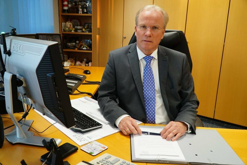 Reinhold Dierkes ist seit mehr als 25 Jahren Geschäftsführer des Tönnies-Schlachtbetriebes in Weißenfels.